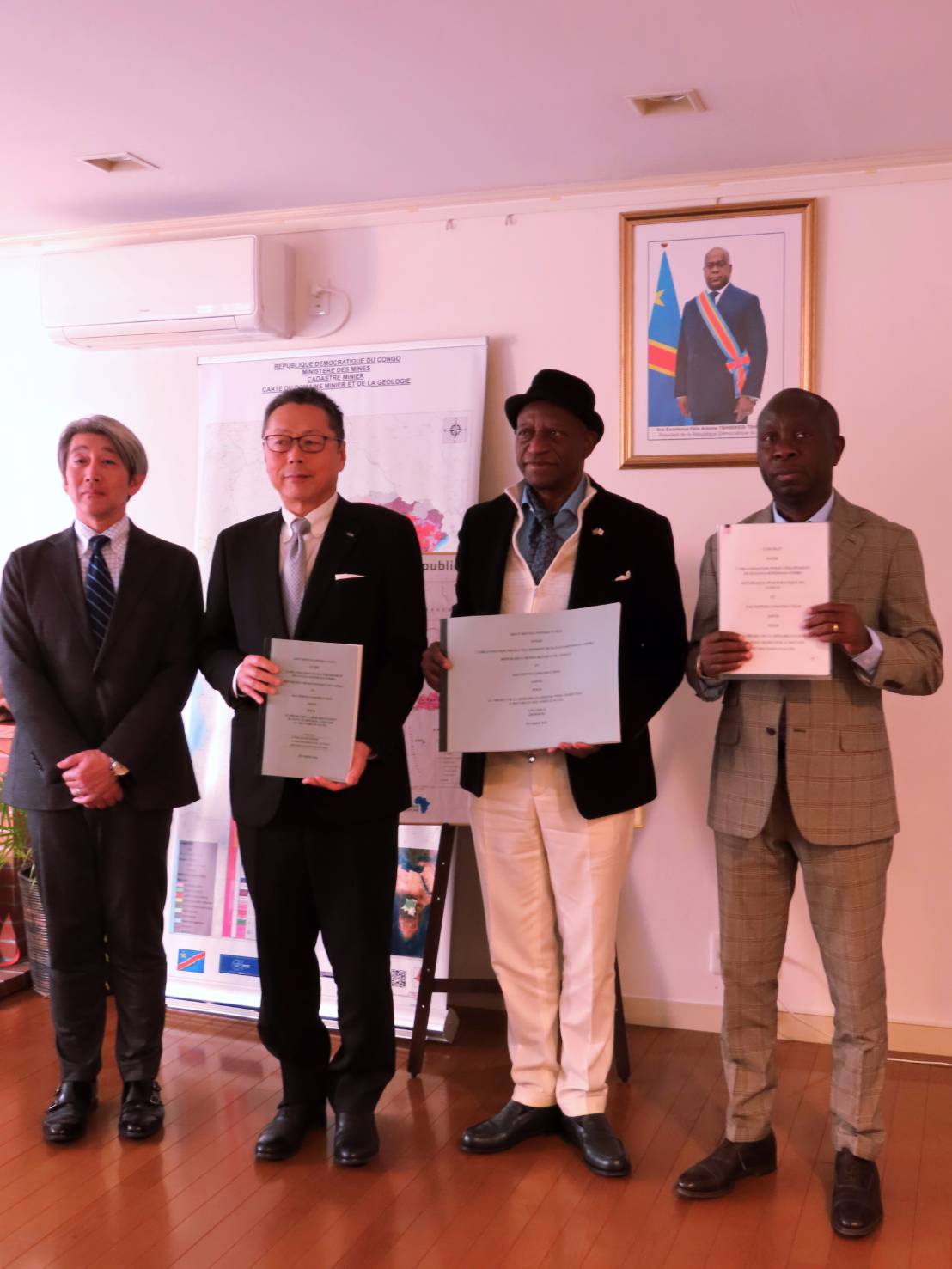 Signature du contrat de projet de réhabilitation du Pont Maréchal à Matadi, un renforcement de la coopération RDC–Japon